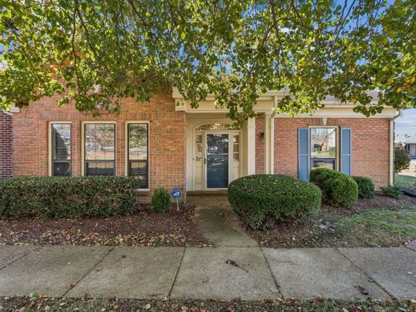 8731 Sawyer Brown Rd, Nashville, TN 37221