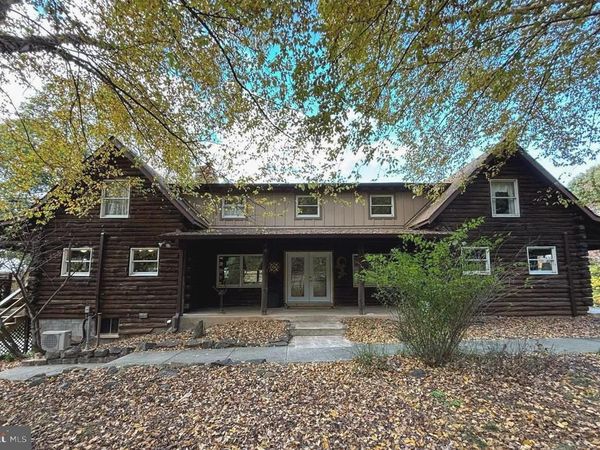 1402 HOFFMASTER ROAD, KNOXVILLE, MD 21758