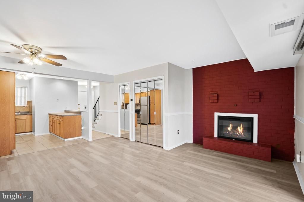 280 La Cascata Tnhs, Clementon, NJ 08021 Main Photo