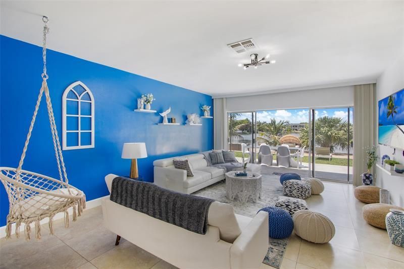 20730 NE 23rd Avenue, Miami, FL 33180 Photo