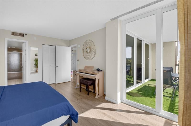 5260 NW 2nd Ave, Unit 402, Boca Raton, FL 33487 Photo