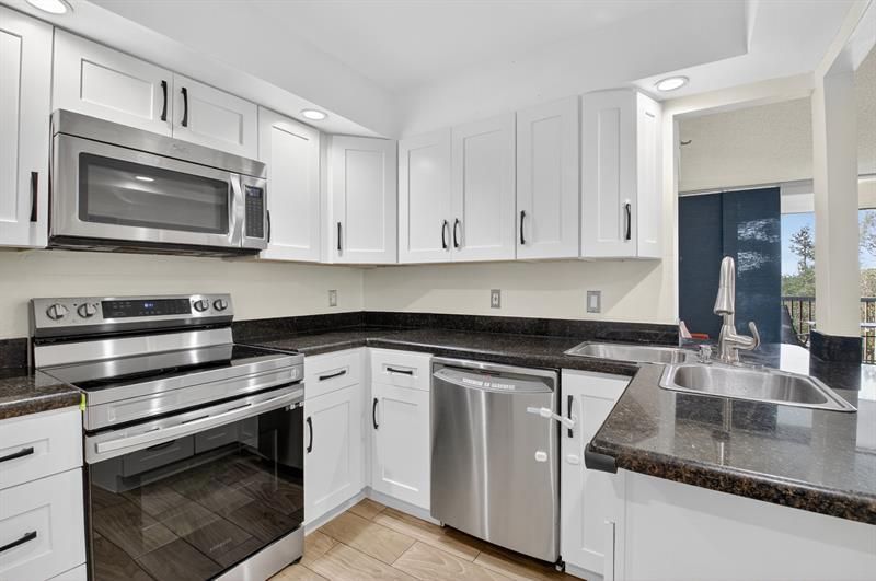 5260 NW 2nd Ave, Unit 402, Boca Raton, FL 33487 Photo