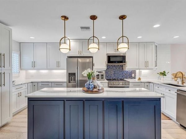 7125 Gulf of Mexico, Unit 22, Longboat Key, FL 34228