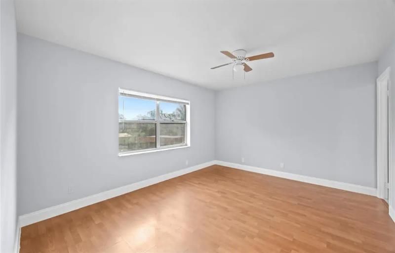 6100 S Falls Circle Drive, Unit 204, Lauderhill, FL 33319 Photo