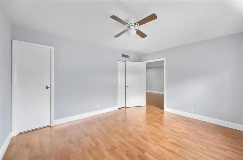 6100 S Falls Circle Drive, Unit 204, Lauderhill, FL 33319 Photo