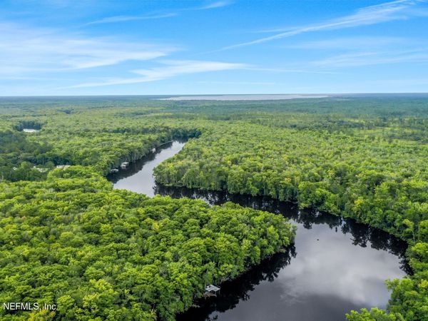 115 WALT Lane, Satsuma, FL 32189