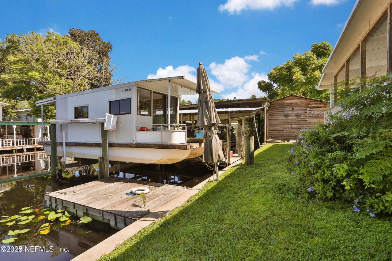 115 Walt Lane, Satsuma, FL 32189 Photo