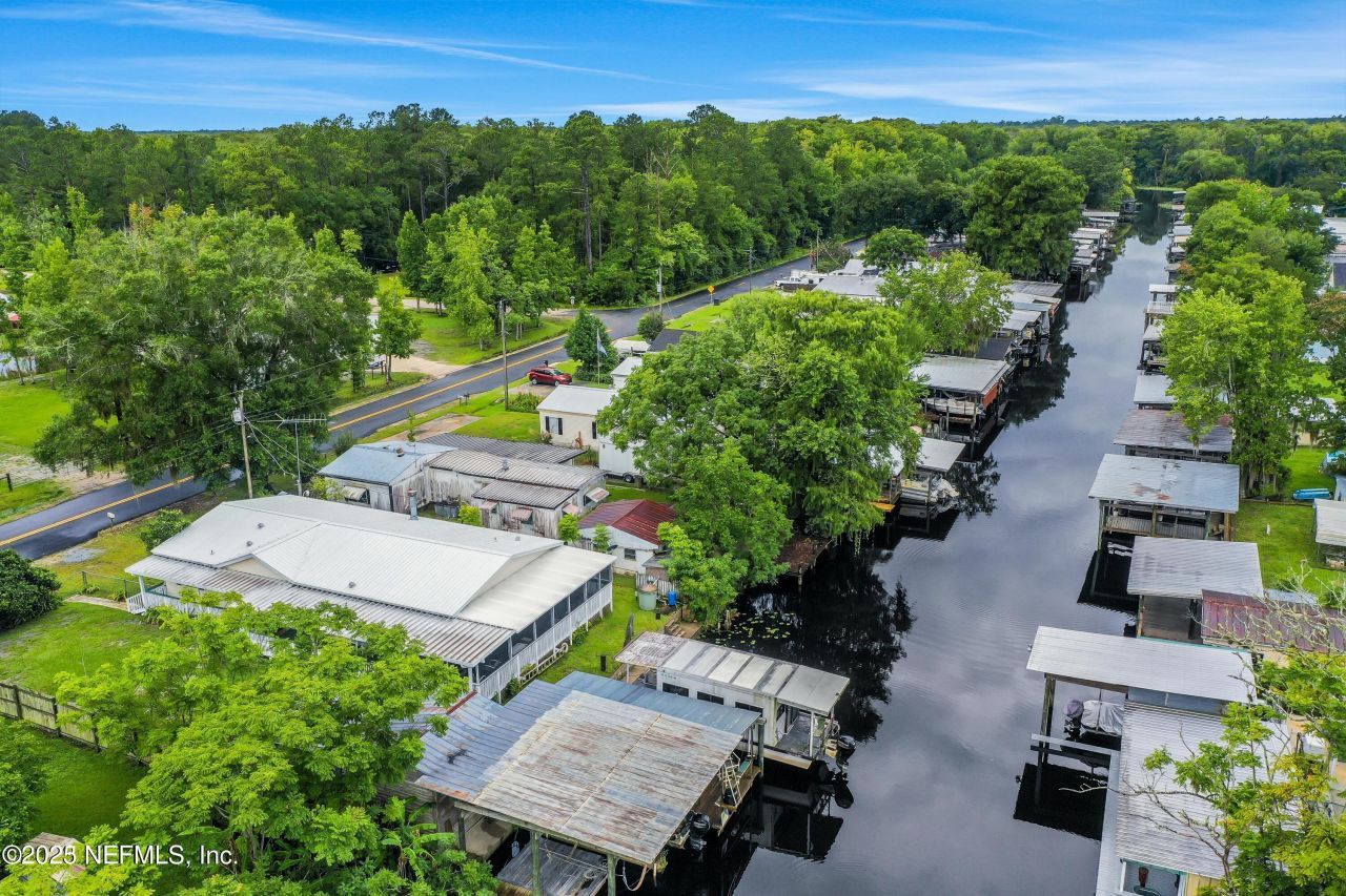 115 Walt Lane, Satsuma, FL 32189 Photo