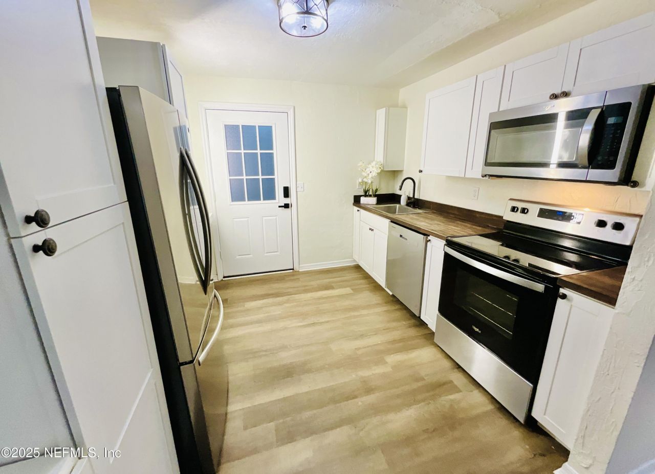 18713 Charlotte Avenue, Brooker, FL 32622 Photo