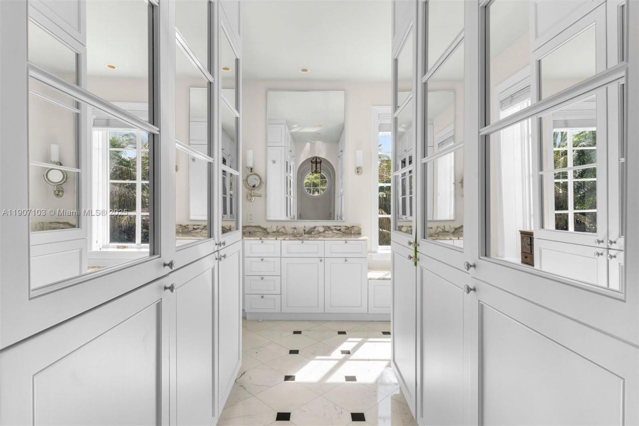 1004 Cotorro Ave, Coral Gables, FL 33146 Photo