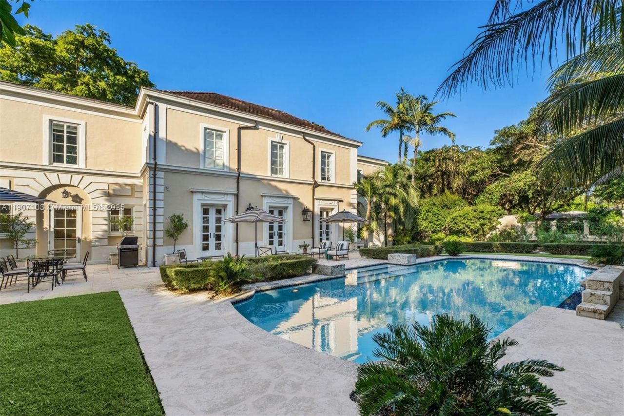 1004 Cotorro Ave, Coral Gables, FL 33146 Photo