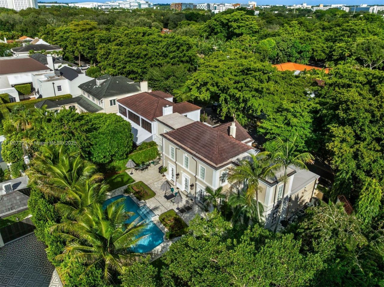 1004 Cotorro Ave, Coral Gables, FL 33146 Photo