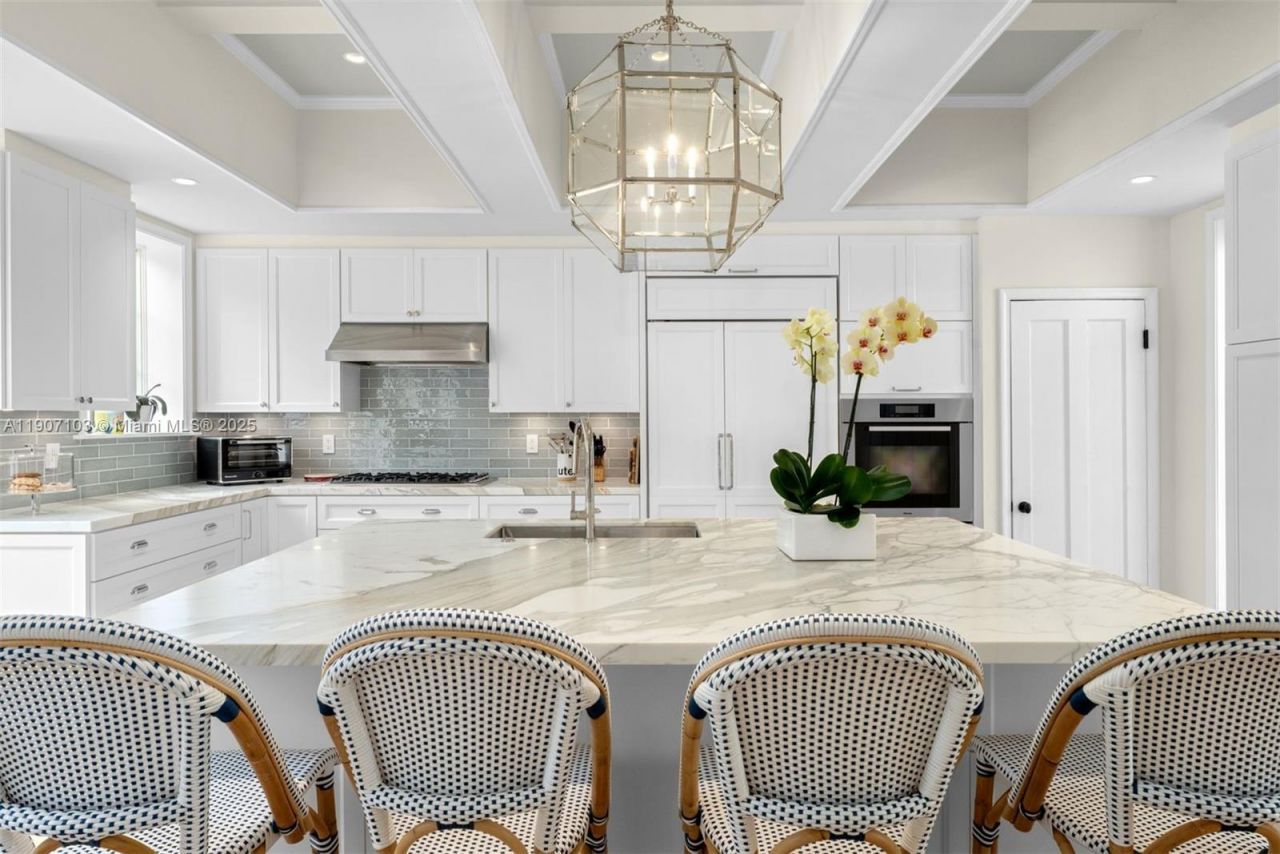 1004 Cotorro Ave, Coral Gables, FL 33146 Photo