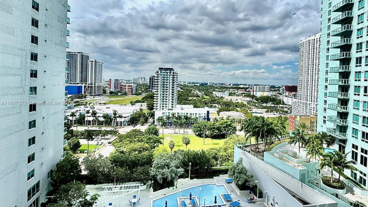 1800 N Bayshore Dr, Unit 1906, Miami, FL 33132 Photo