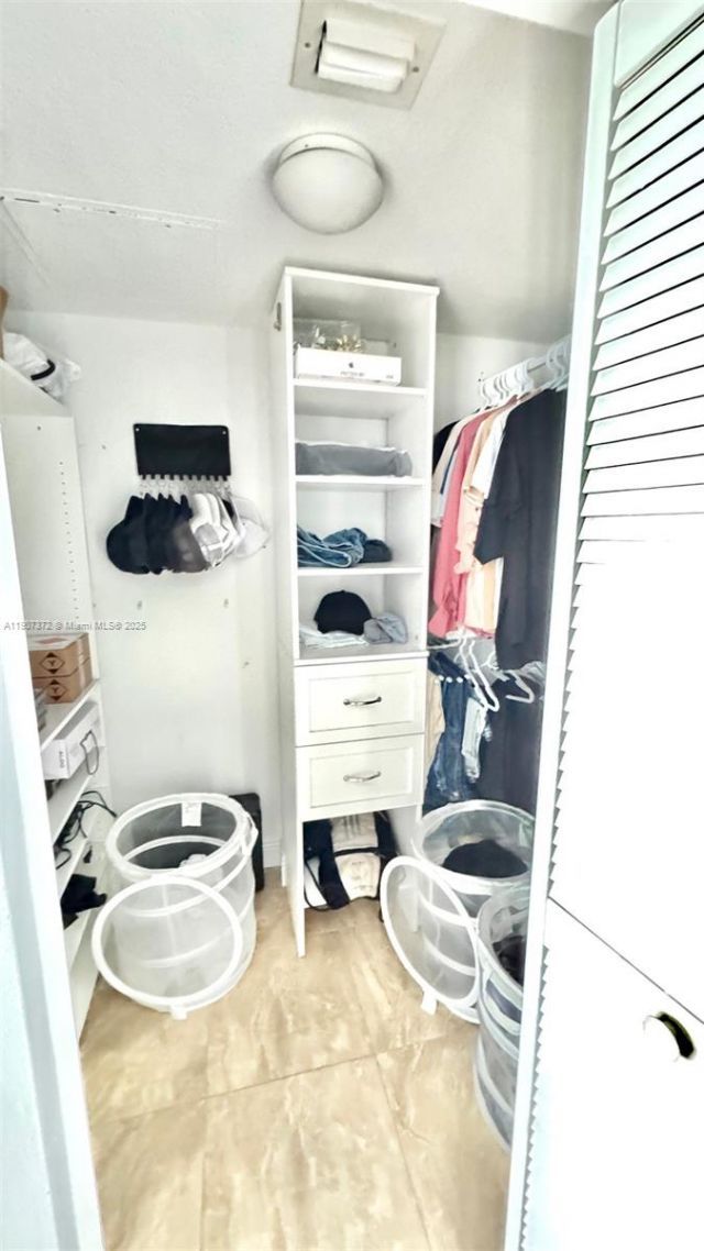 1800 N Bayshore Dr, Unit 1906, Miami, FL 33132 Photo