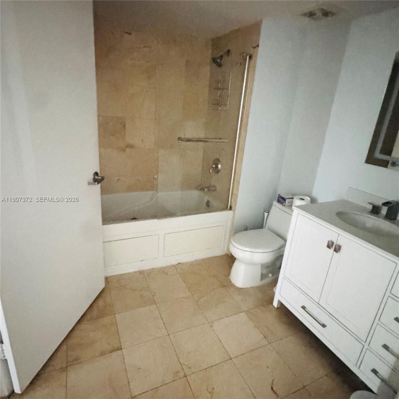 1800 N Bayshore Dr, Unit 1906, Miami, FL 33132 Photo