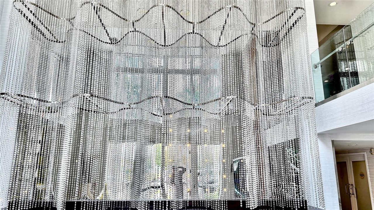 1800 N Bayshore Dr, Unit 1906, Miami, FL 33132 Photo