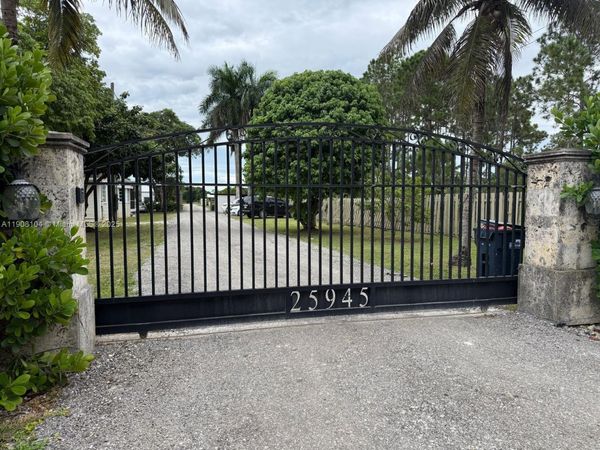 25945 SW 197th Ave, Homestead, FL 33031