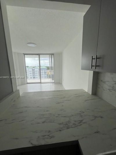 1800 NW 24th Ave, Unit 809, Miami, FL 33125 Photo