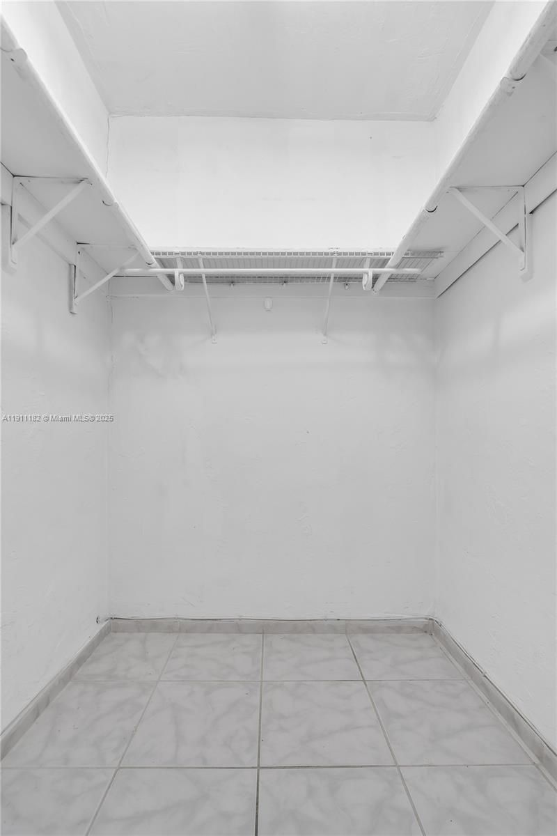 1330 W 54th St, Unit 302C, Hialeah, FL 33012 Photo