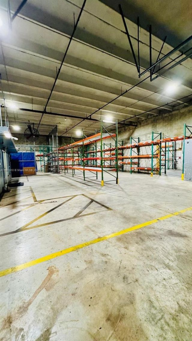 7955 NW 64th St, Medley, FL 33166 Photo