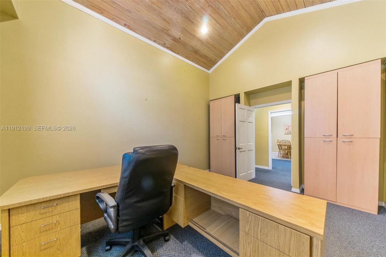 11120 N Kendall Dr, Unit 201, Miami, FL 33176 Photo