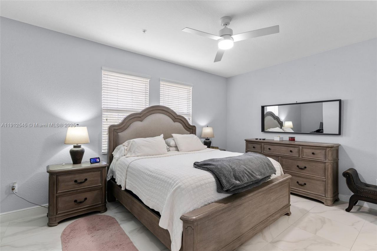 2565 SW 119th Ter, Miramar, FL 33025 Photo