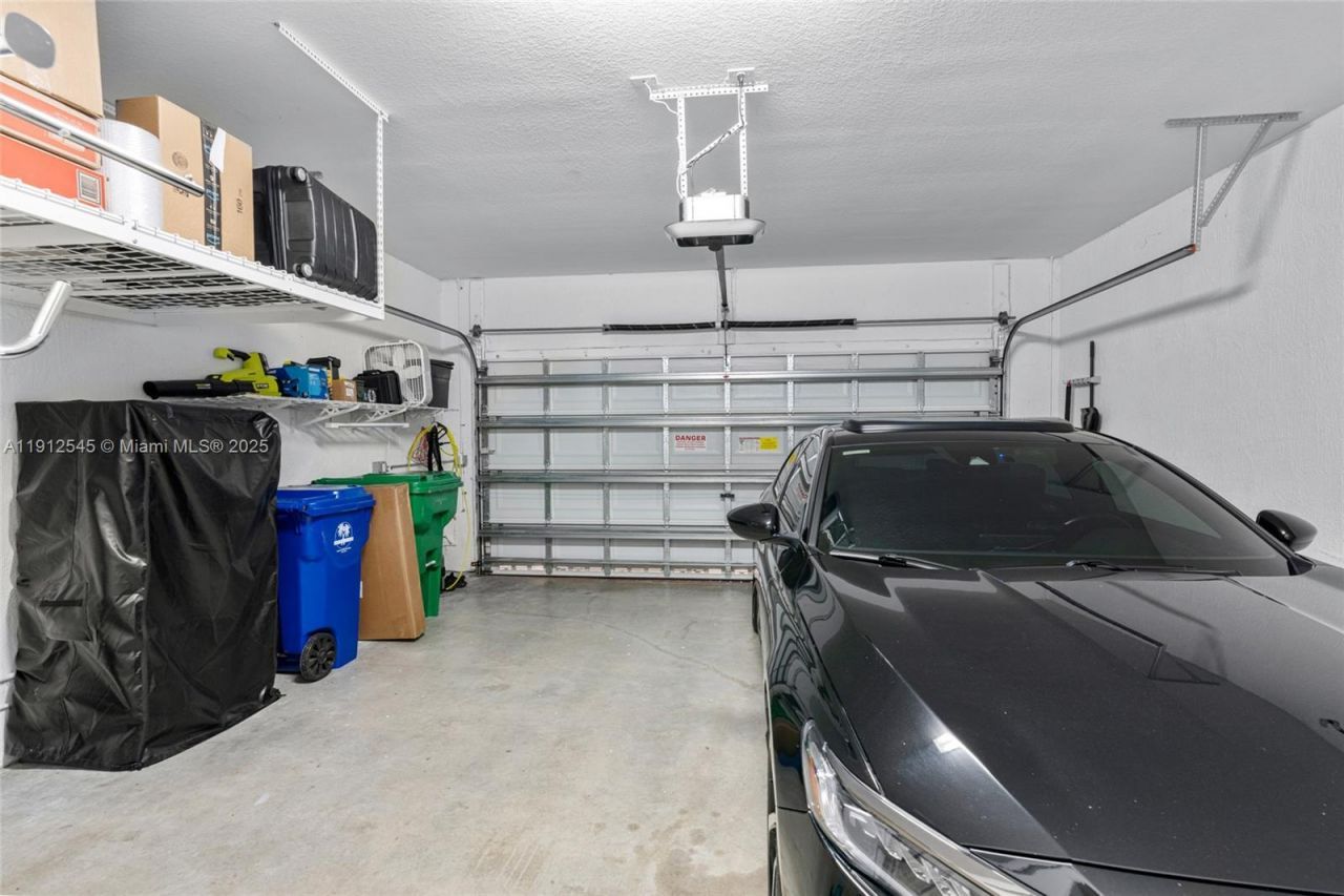 2565 SW 119th Ter, Miramar, FL 33025 Photo