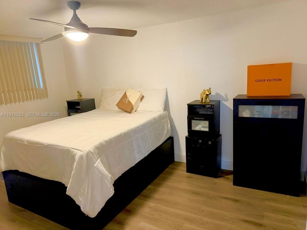 1045 10th St, Unit 206, Miami Beach, FL 33139 Photo