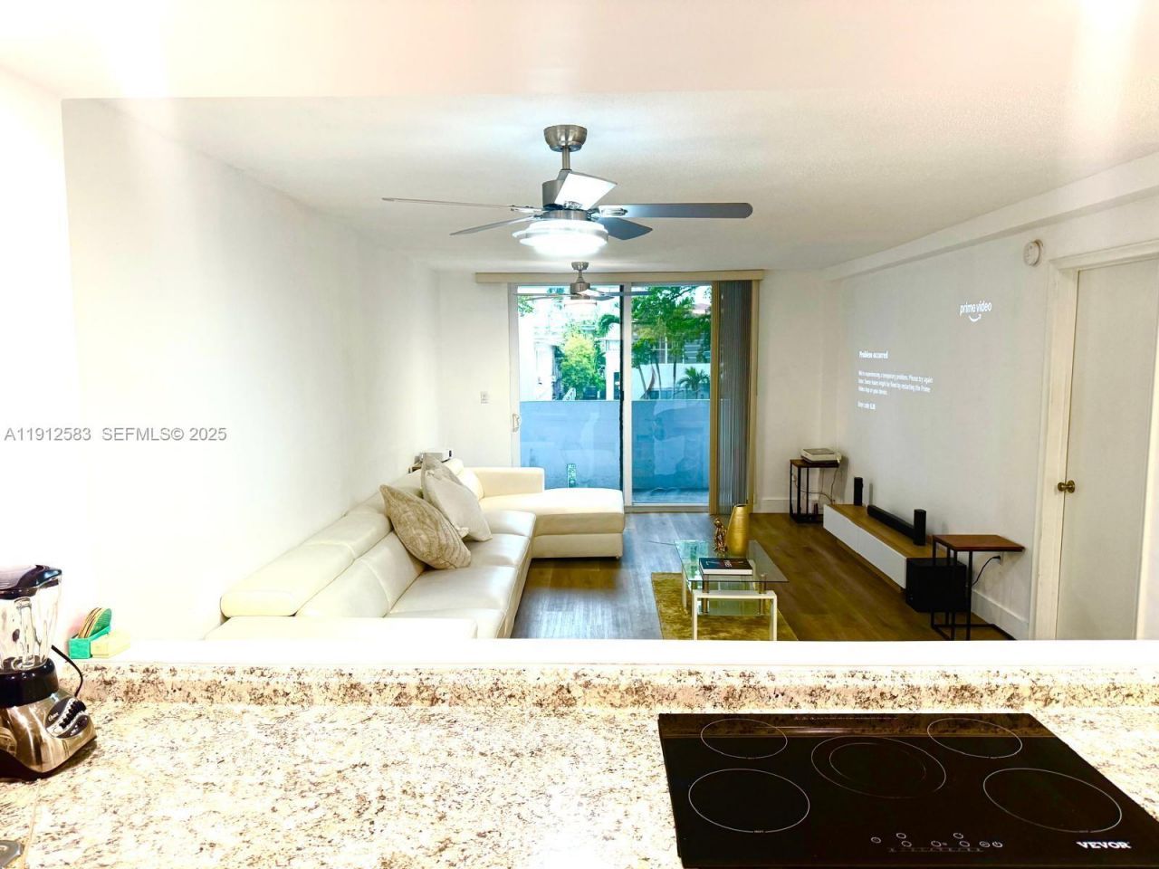 1045 10th St, Unit 206, Miami Beach, FL 33139 Photo