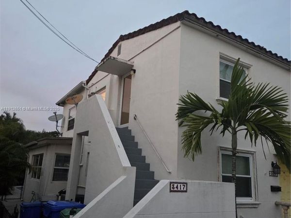 3415 SW 15th St, Unit 2, Miami, FL 33145