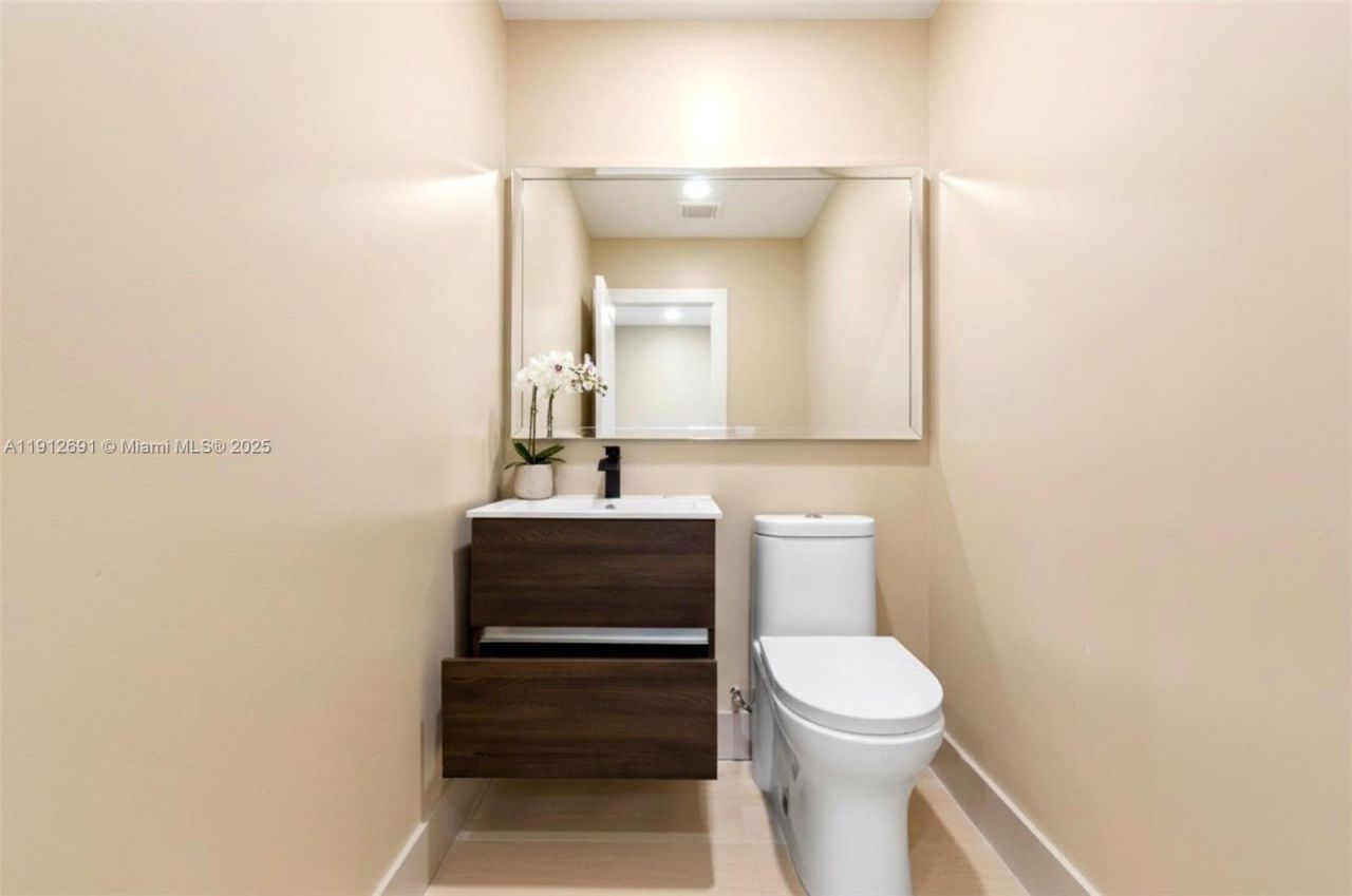 1905 NW 62nd Ter, Margate, FL 33063 Photo