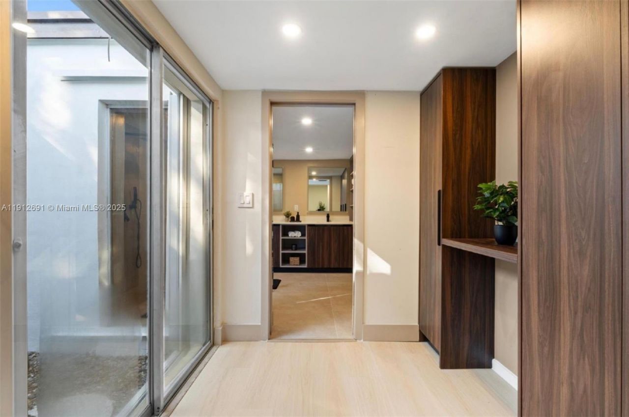 1905 NW 62nd Ter, Margate, FL 33063 Photo