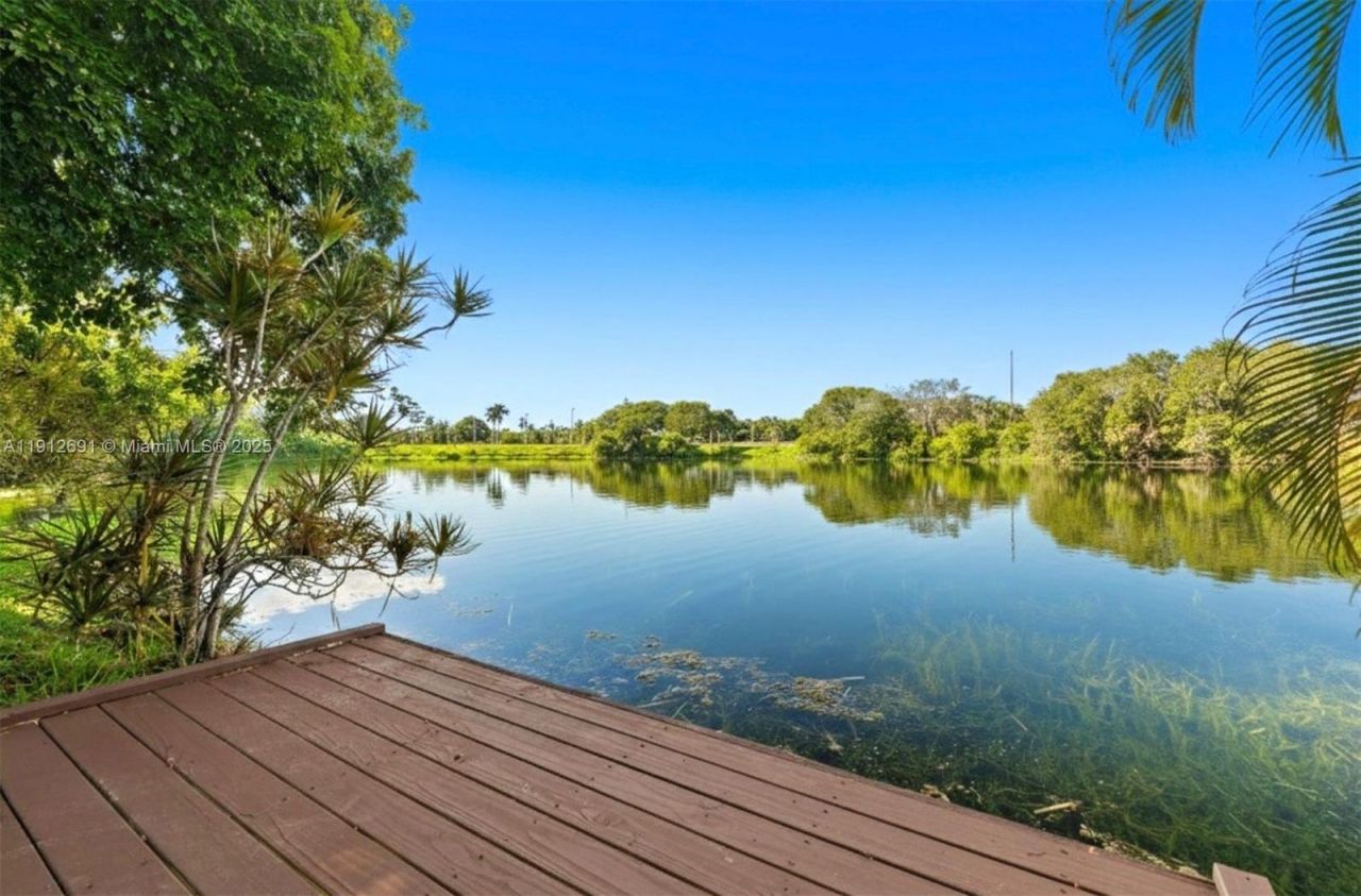 1905 NW 62nd Ter, Margate, FL 33063 Photo