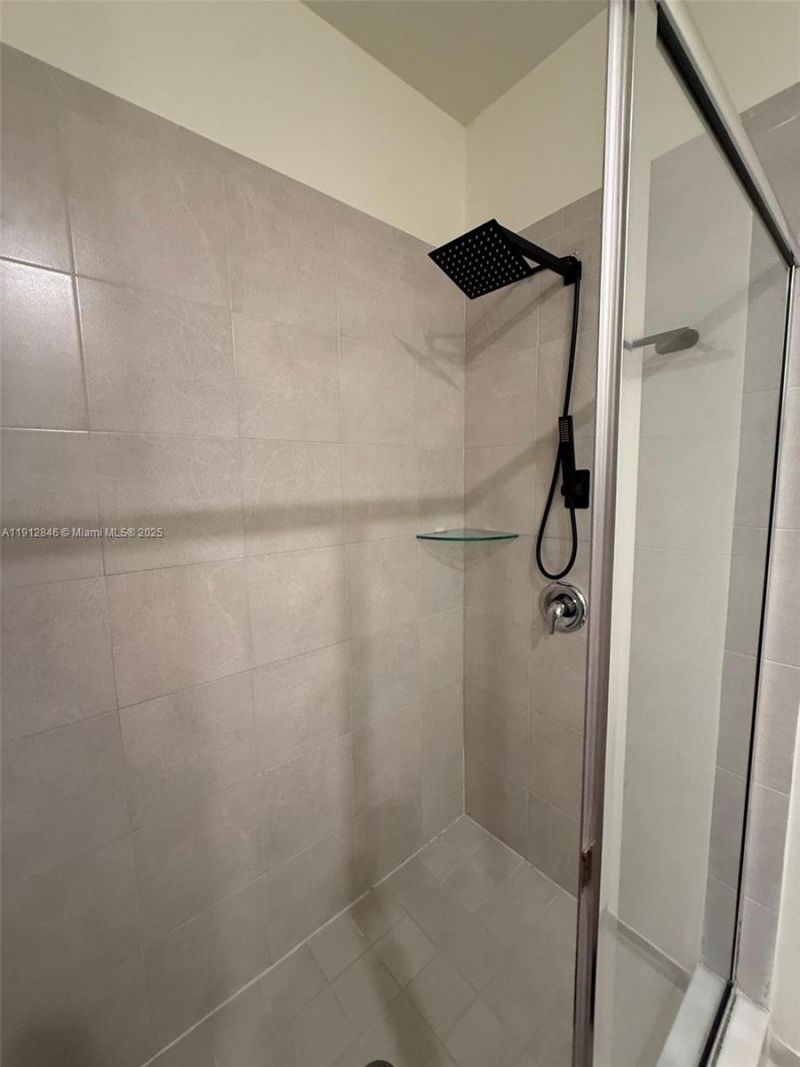 10009 W 32nd Ln, Hialeah, FL 33018 Photo