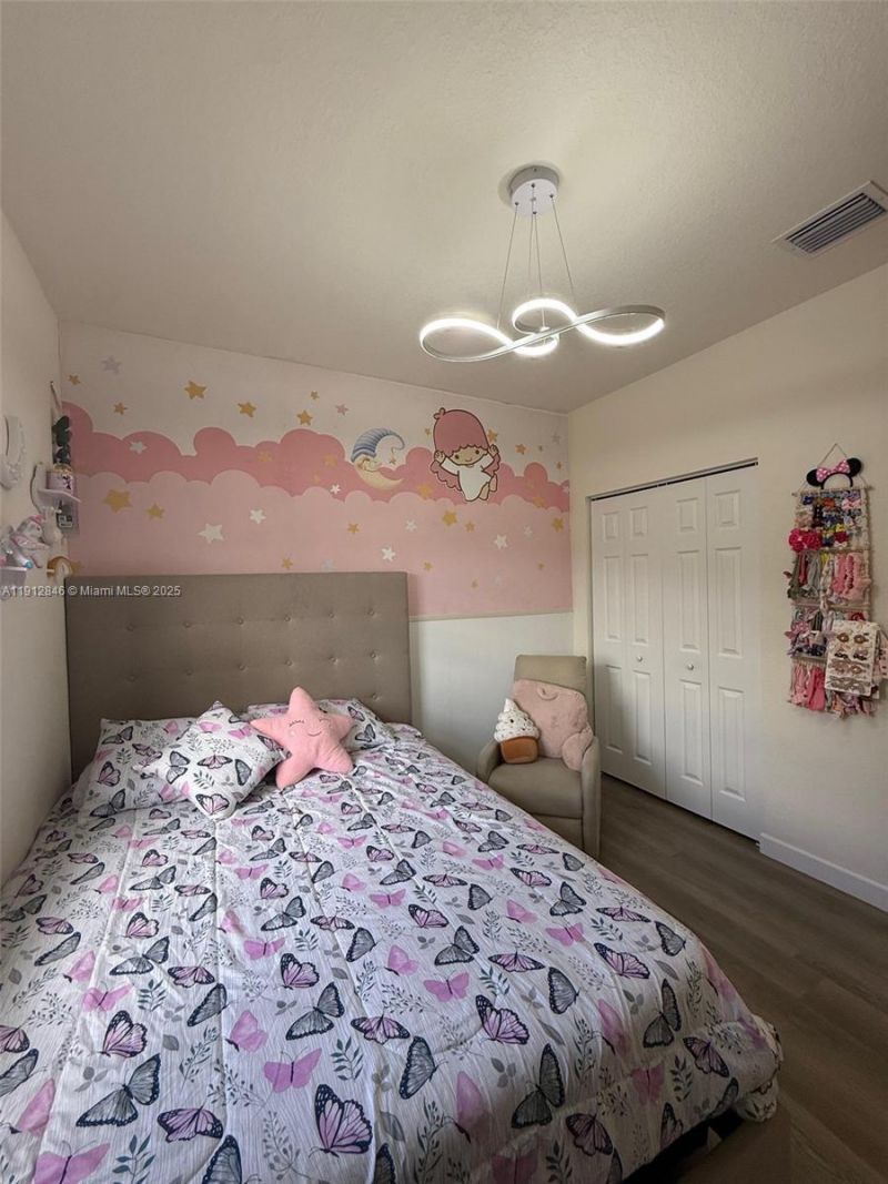 10009 W 32nd Ln, Hialeah, FL 33018 Photo