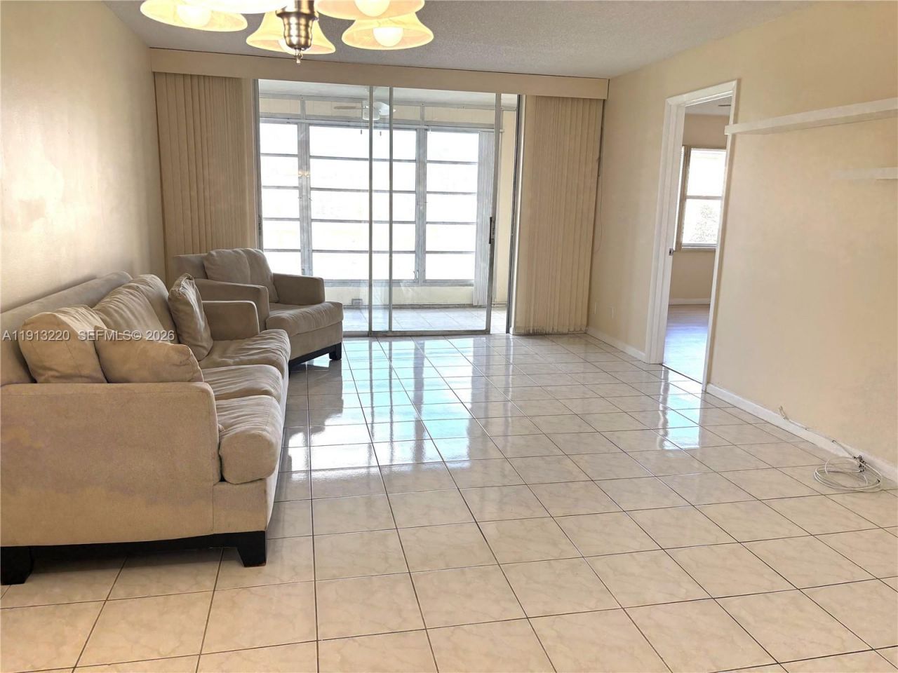 8901 Sunrise Lakes Blvd, Unit 204, Sunrise, FL 33322 Photo