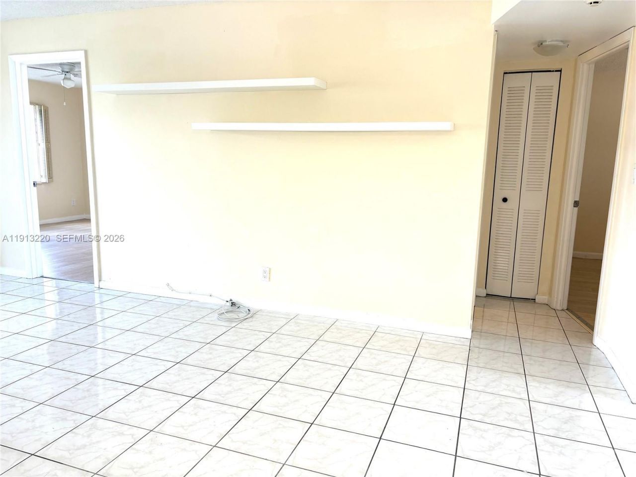 8901 Sunrise Lakes Blvd, Unit 204, Sunrise, FL 33322 Photo