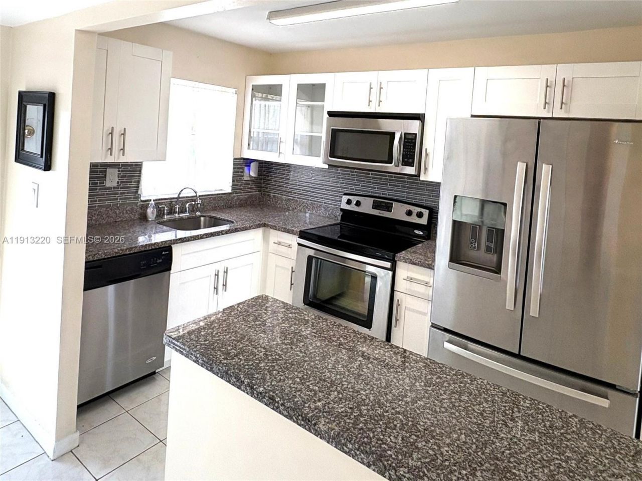 8901 Sunrise Lakes Blvd, Unit 204, Sunrise, FL 33322 Photo