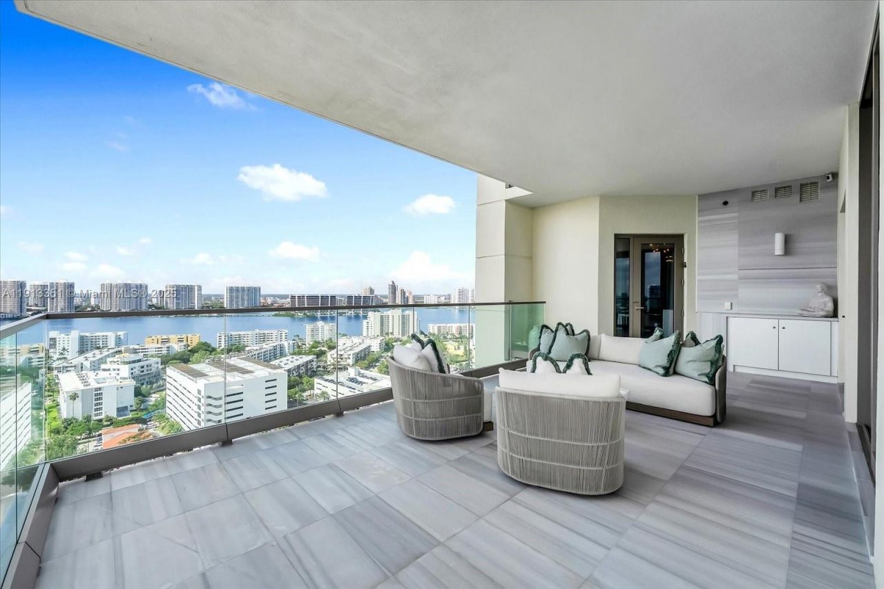 17901 Collins Ave, Unit 2004, Sunny Isles Beach, FL 33160 Photo