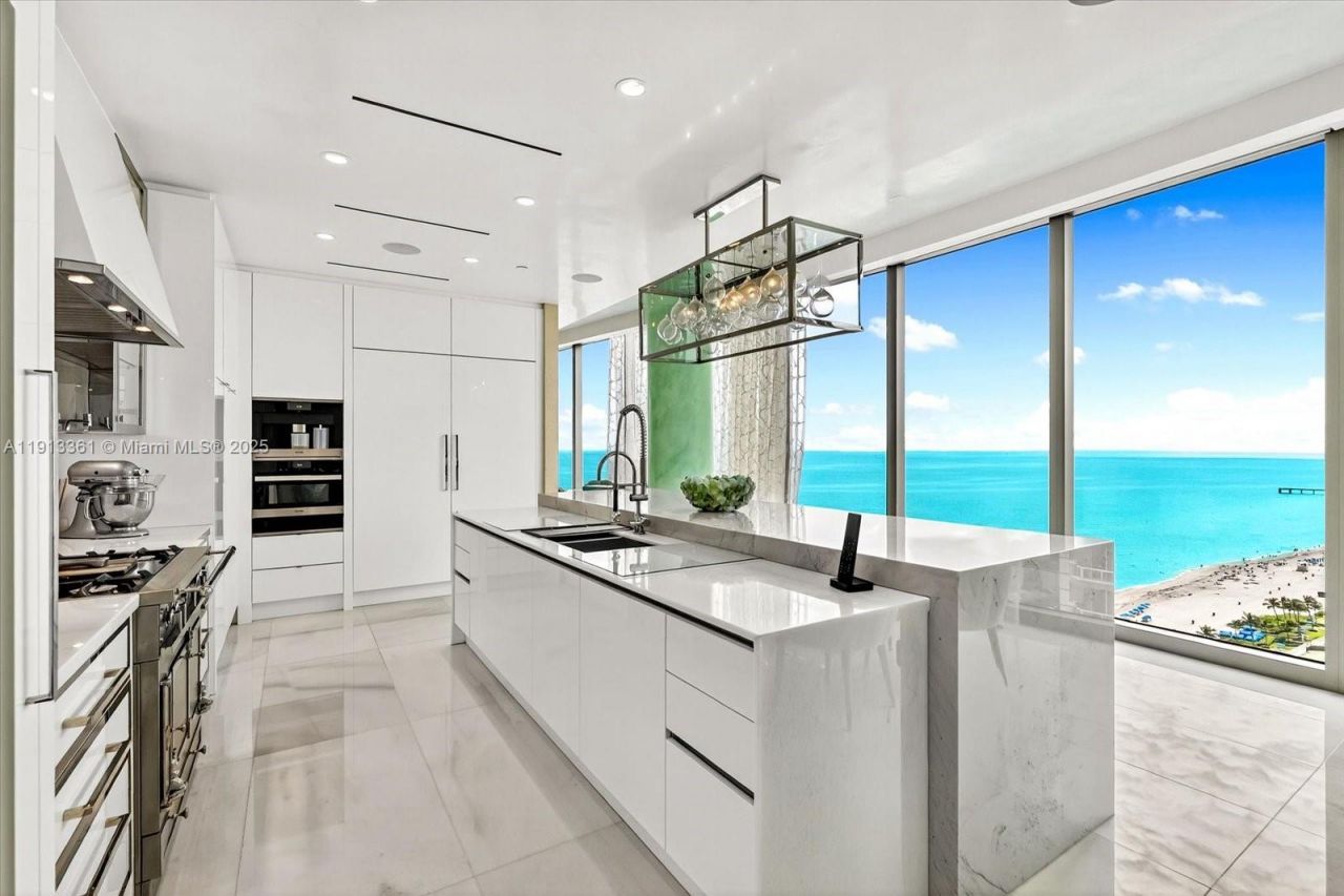 17901 Collins Ave, Unit 2004, Sunny Isles Beach, FL 33160 Photo