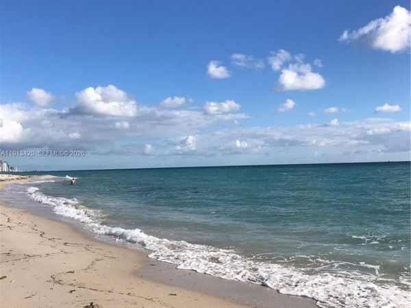 8233 Harding Ave, Unit 305, Miami Beach, FL 33141