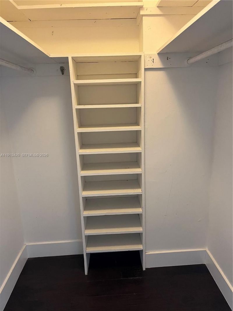 8233 Harding Ave, Unit 305, Miami Beach, FL 33141 Photo