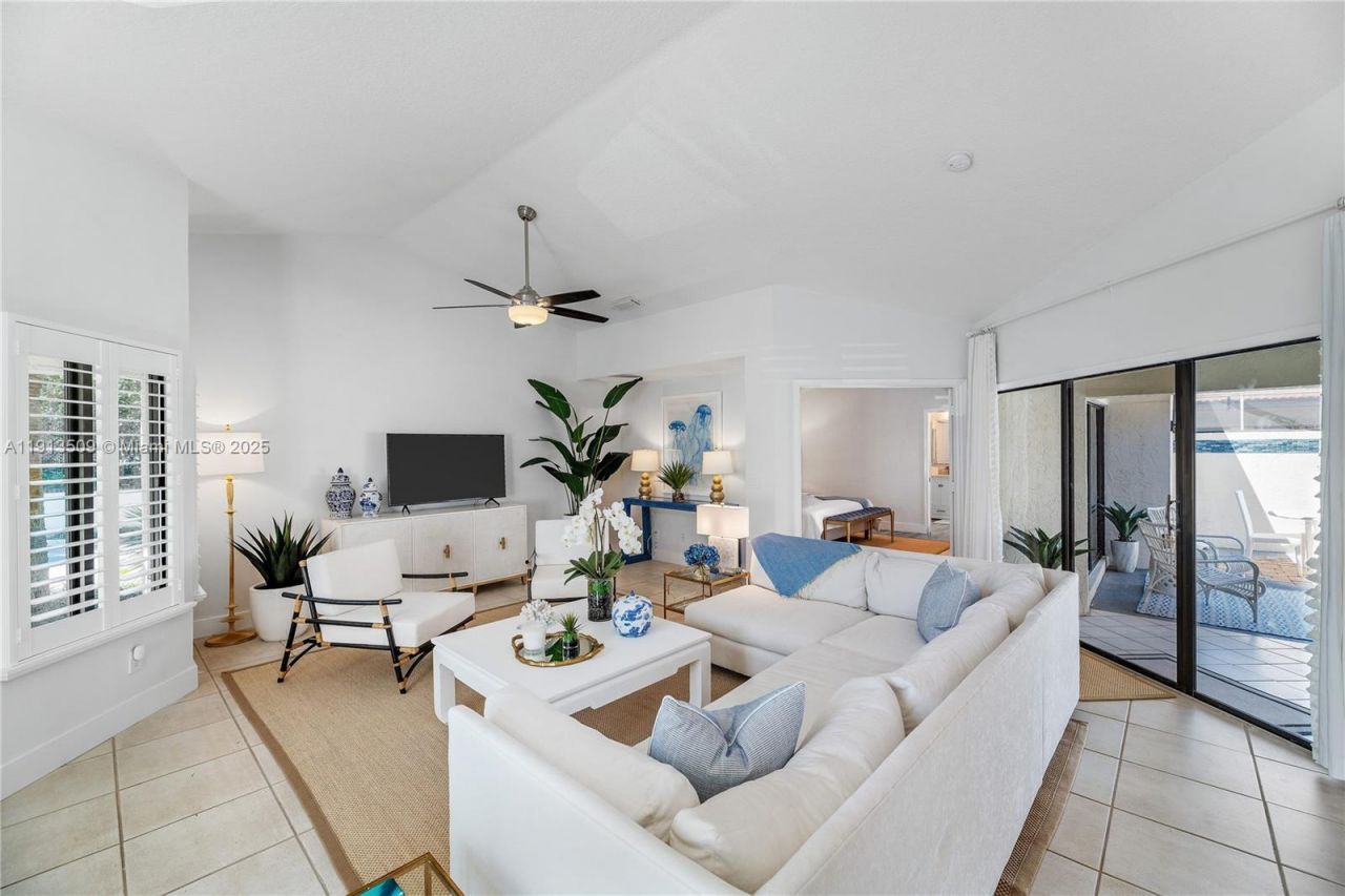 701 Sea Oats Dr, Unit D-1, Juno Beach, FL 33408 Photo