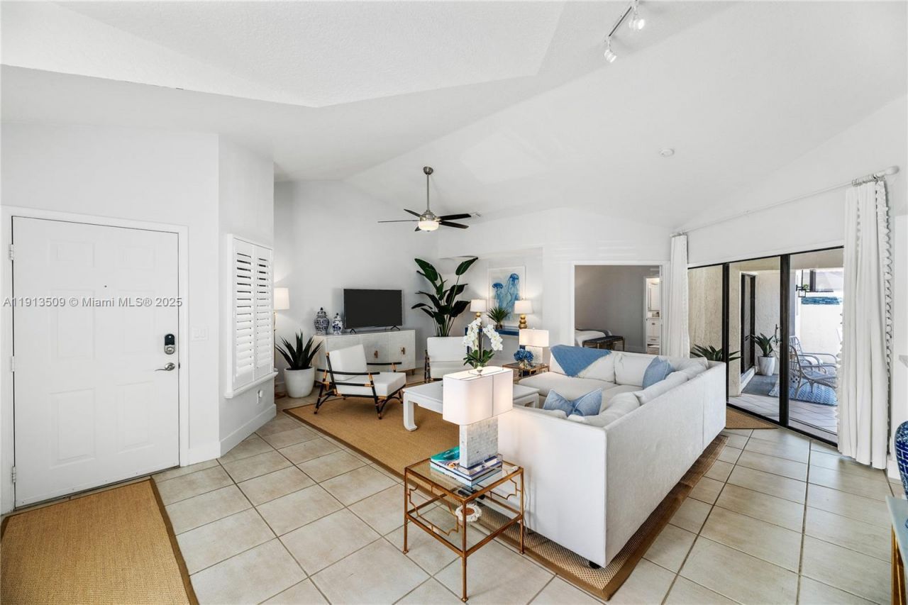 701 Sea Oats Dr, Unit D-1, Juno Beach, FL 33408 Photo