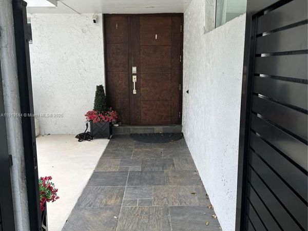 11370 SW 113th Ter, Miami, FL 33176