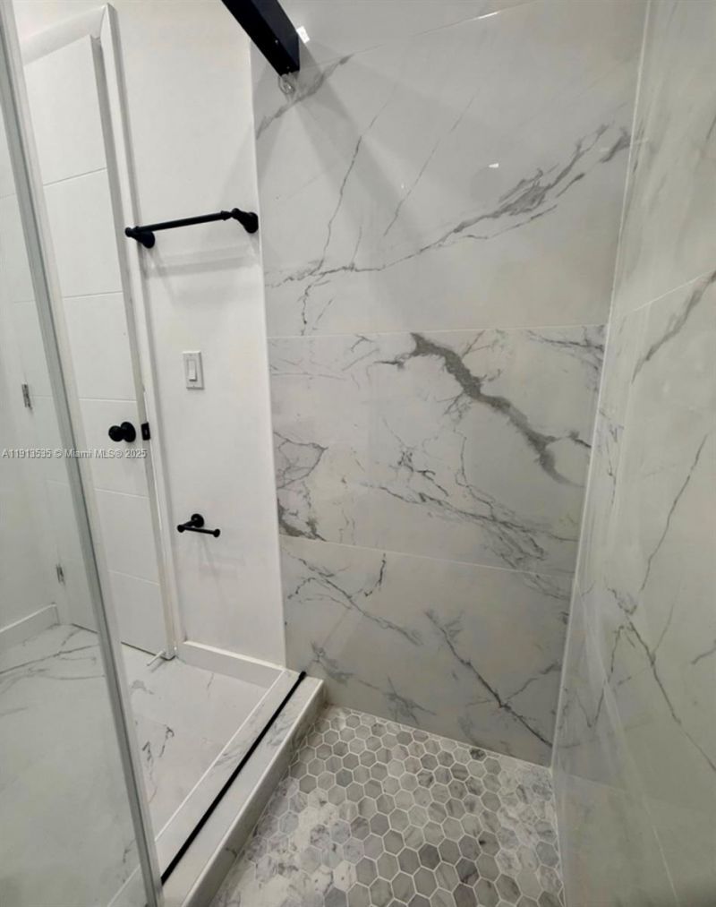 7521 NE 2nd Ct, Unit 4, Miami, FL 33138 Photo