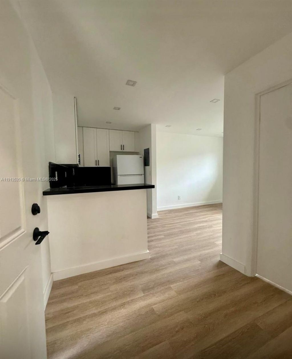 7521 NE 2nd Ct, Unit 4, Miami, FL 33138 Photo