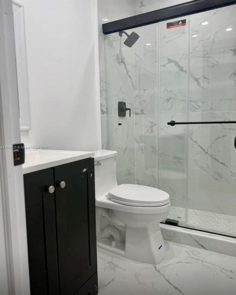 7521 NE 2nd Ct, Unit 4, Miami, FL 33138 Photo