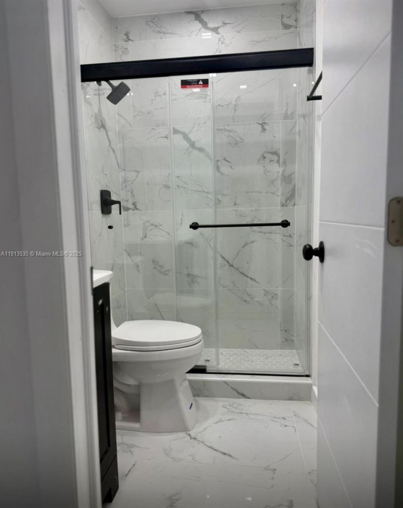 7521 NE 2nd Ct, Unit 4, Miami, FL 33138 Photo